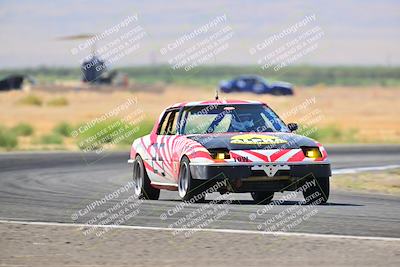 media/Sep-29-2024-24 Hours of Lemons (Sun) [[6a7c256ce3]]/Sunrise (1115a-1130a)/